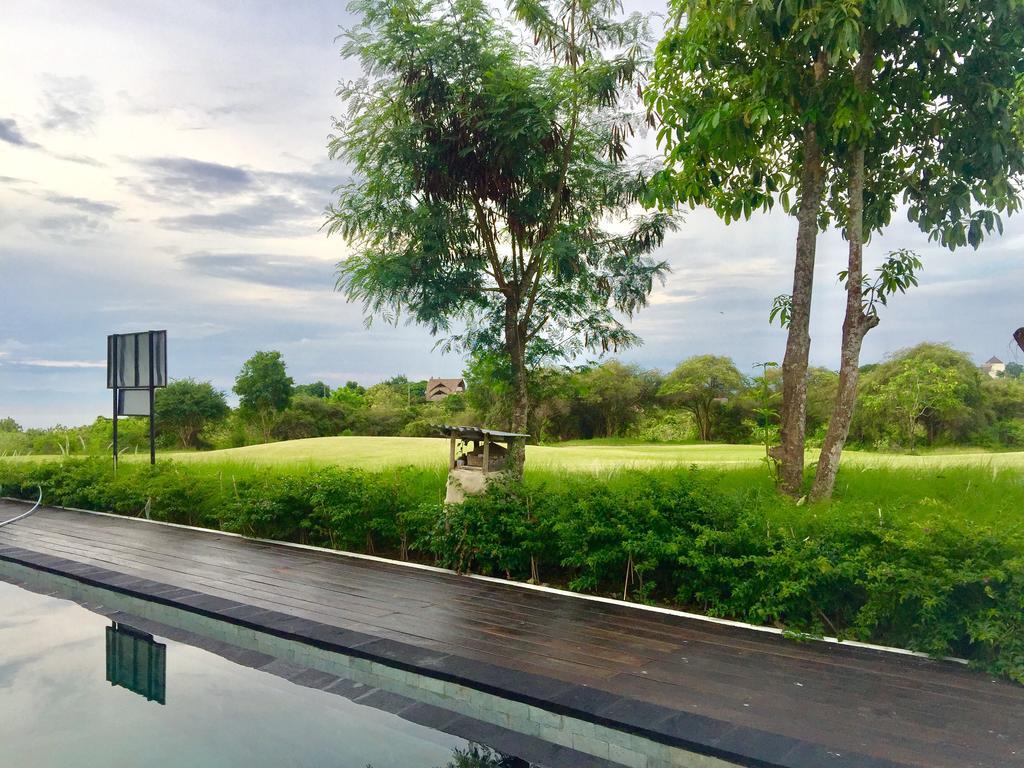 New Kuta Golf / Ocean Villa Uluwatu  Exterior photo
