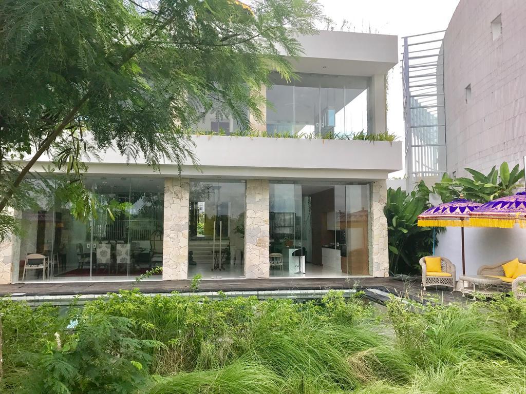 New Kuta Golf / Ocean Villa Uluwatu  Exterior photo